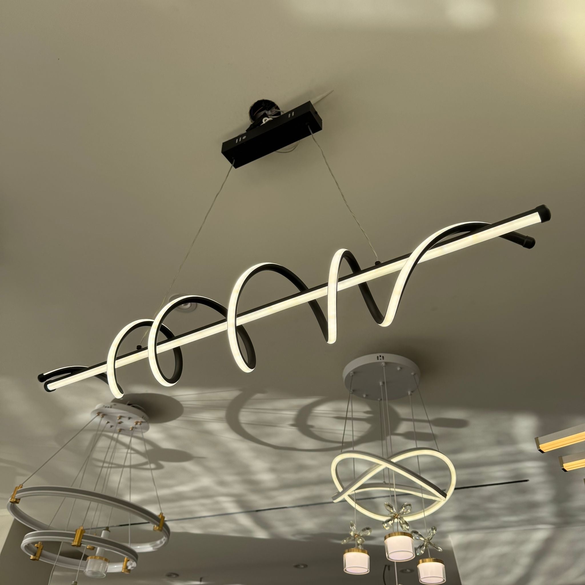 ثريا بار اسود 100سم 3 درجات اضاءة