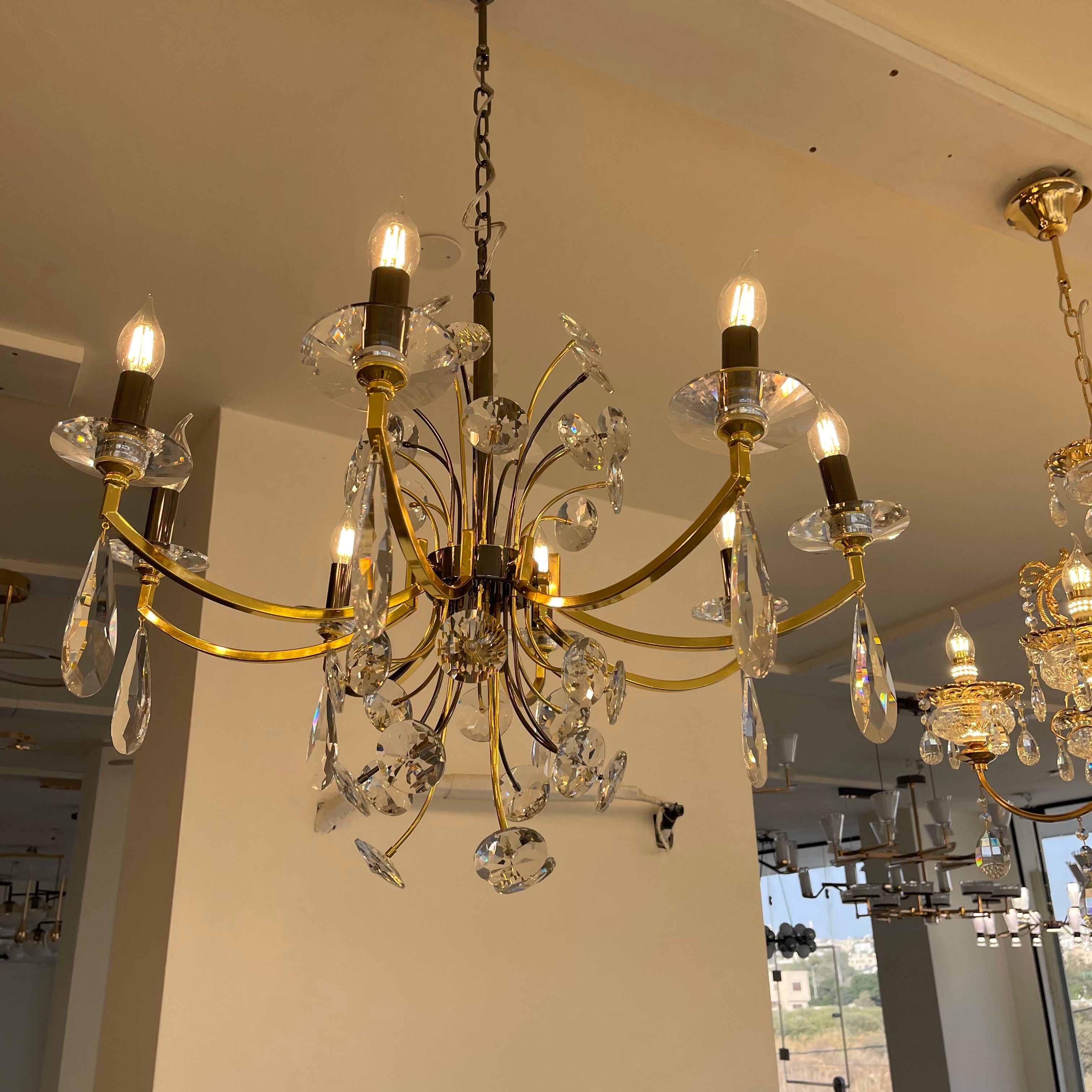 ثرية شمع 8 ذرعان