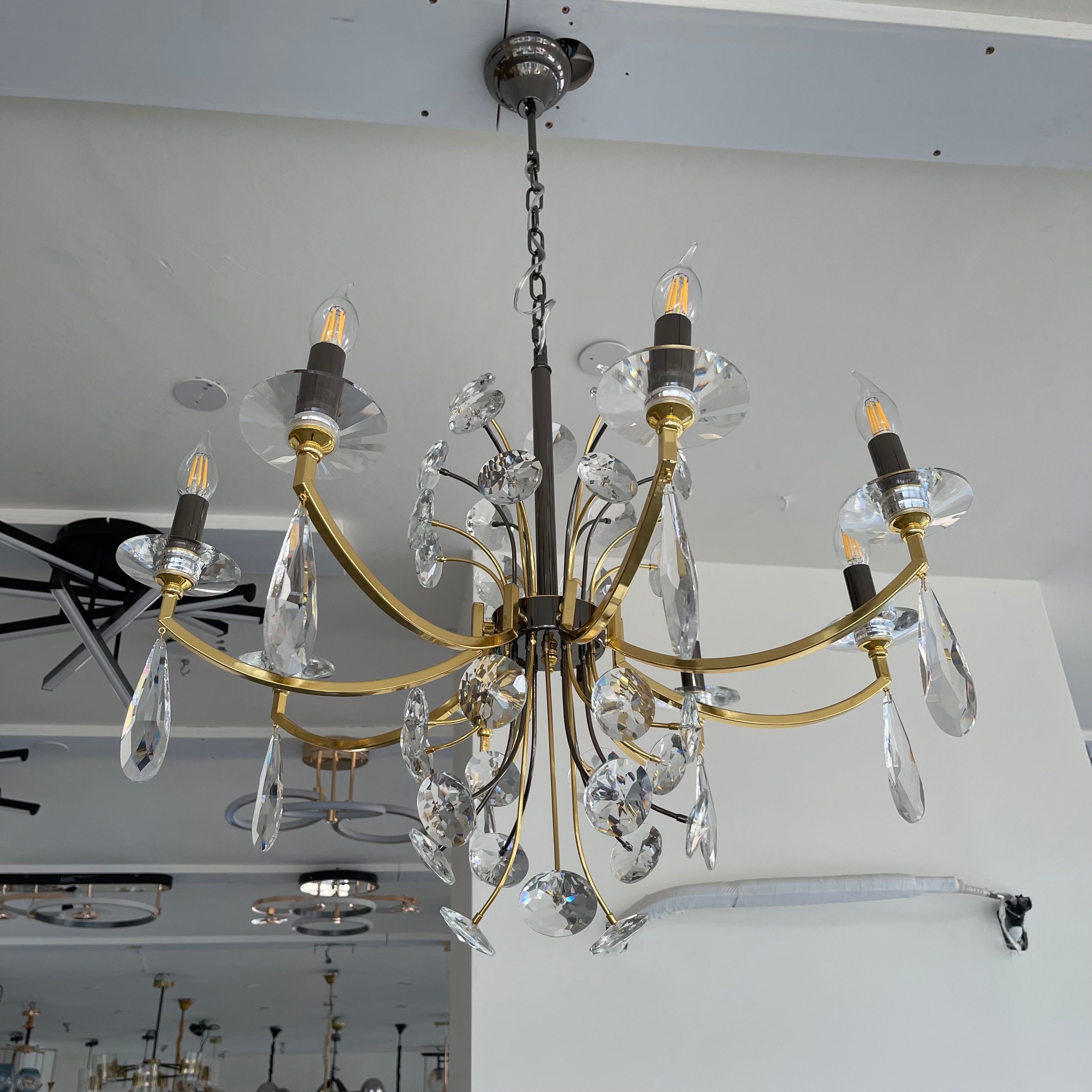 ثرية شمع 8 ذرعان