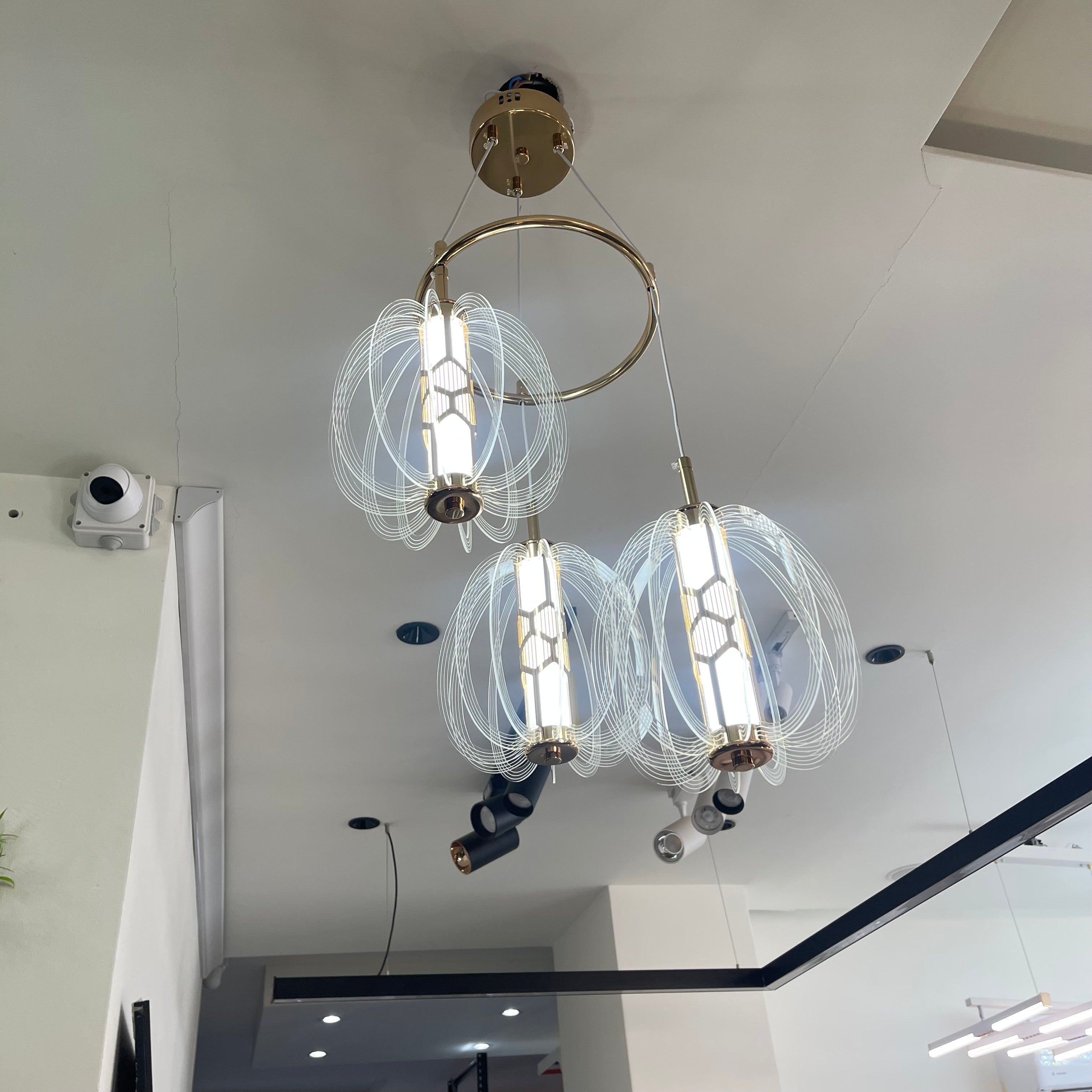 معلقة ثلاثية ليد 3 درجات اضاءة