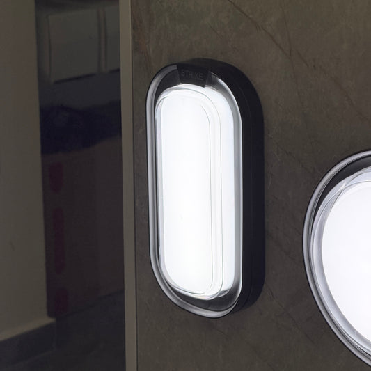 جلوب مطري(ضد المي) باطار اسود ارتفاع 25 سم