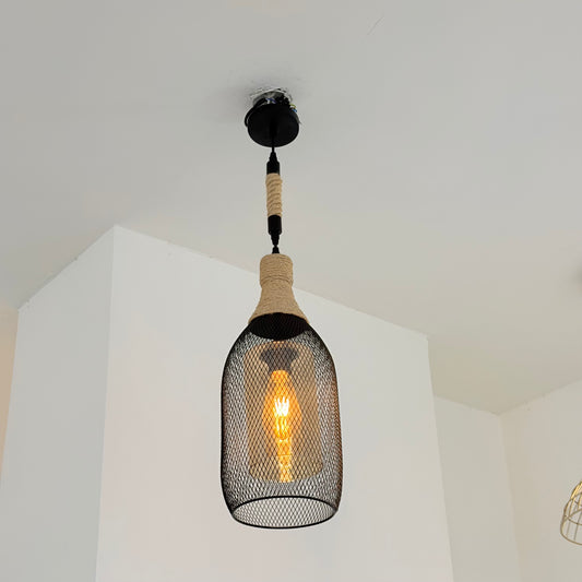 ثريا مفرد لون اسود