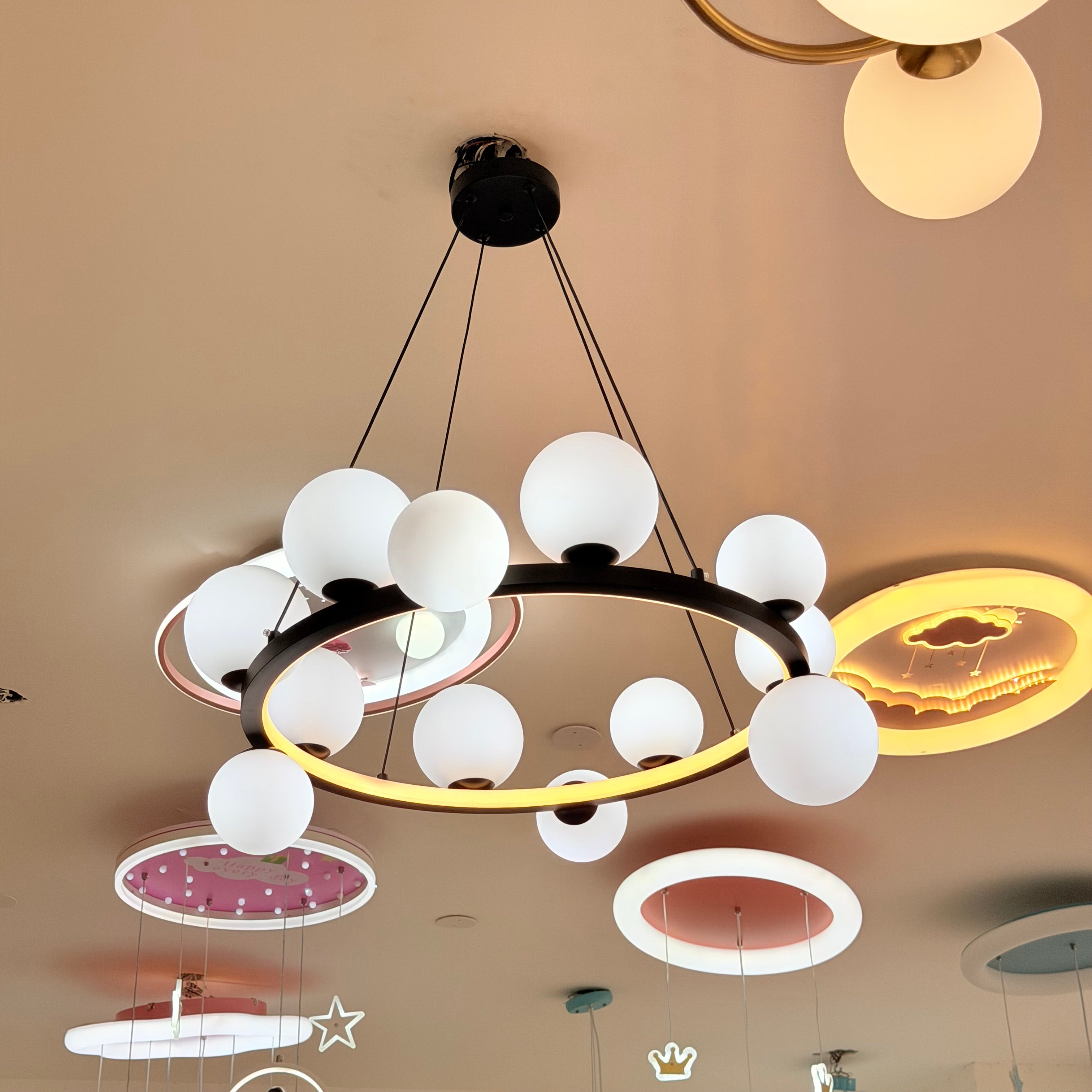 ثريا مودرن اسود 12طابة