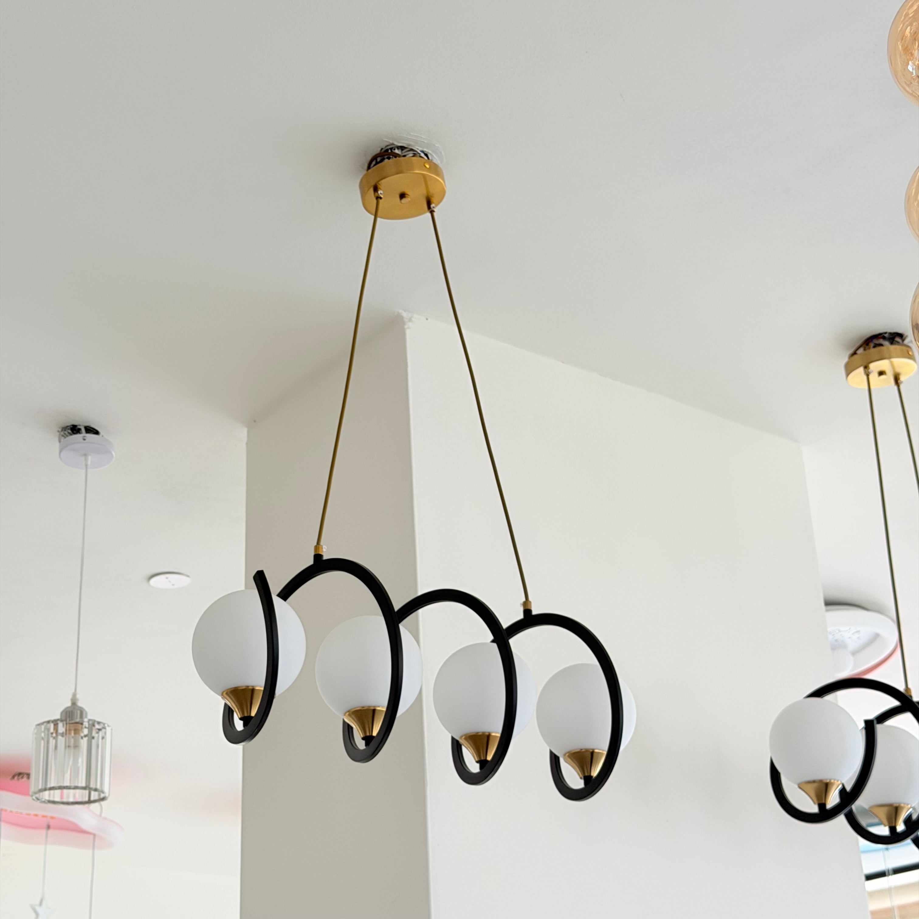 ثريا بار اسود 4 طابات