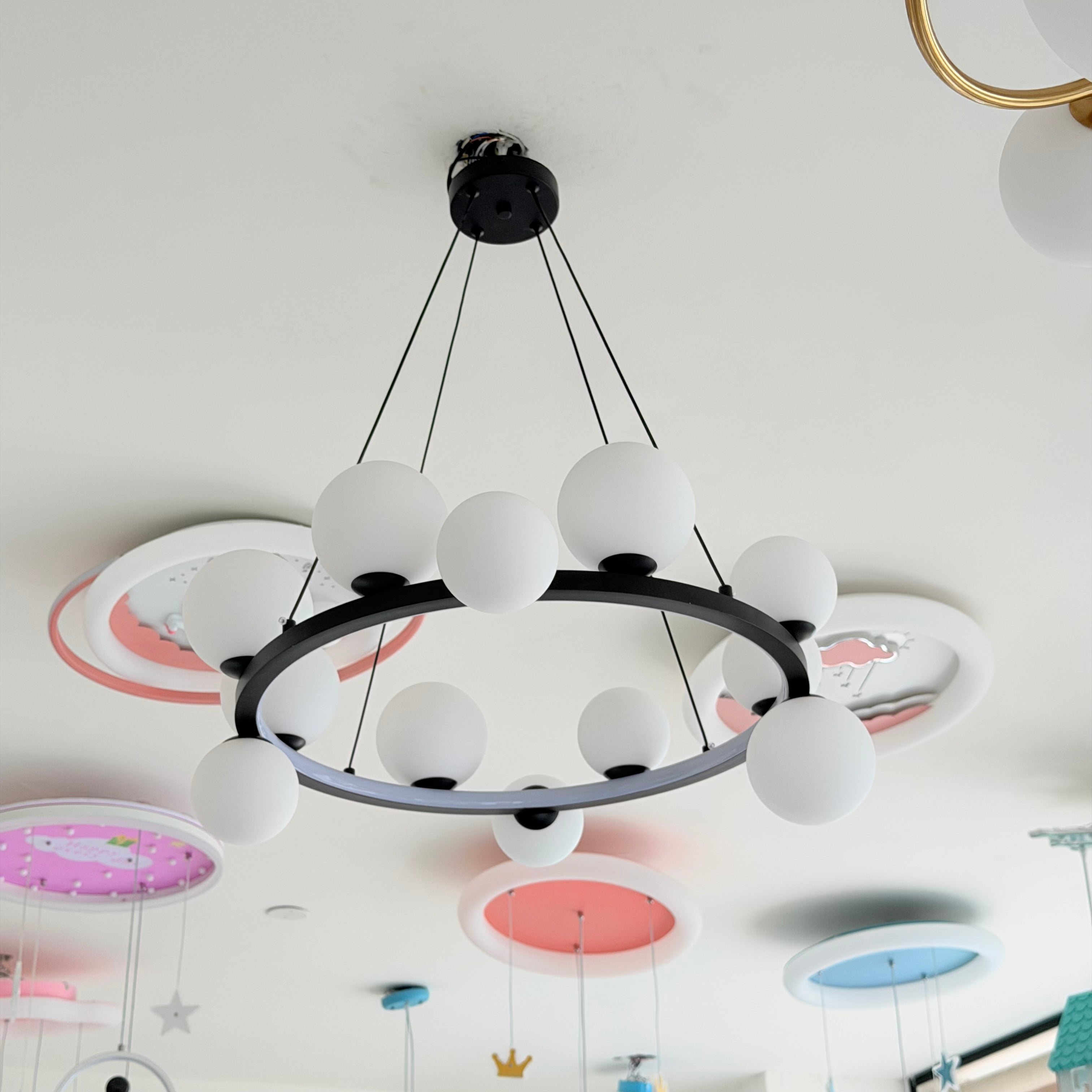 ثريا مودرن اسود 12طابة