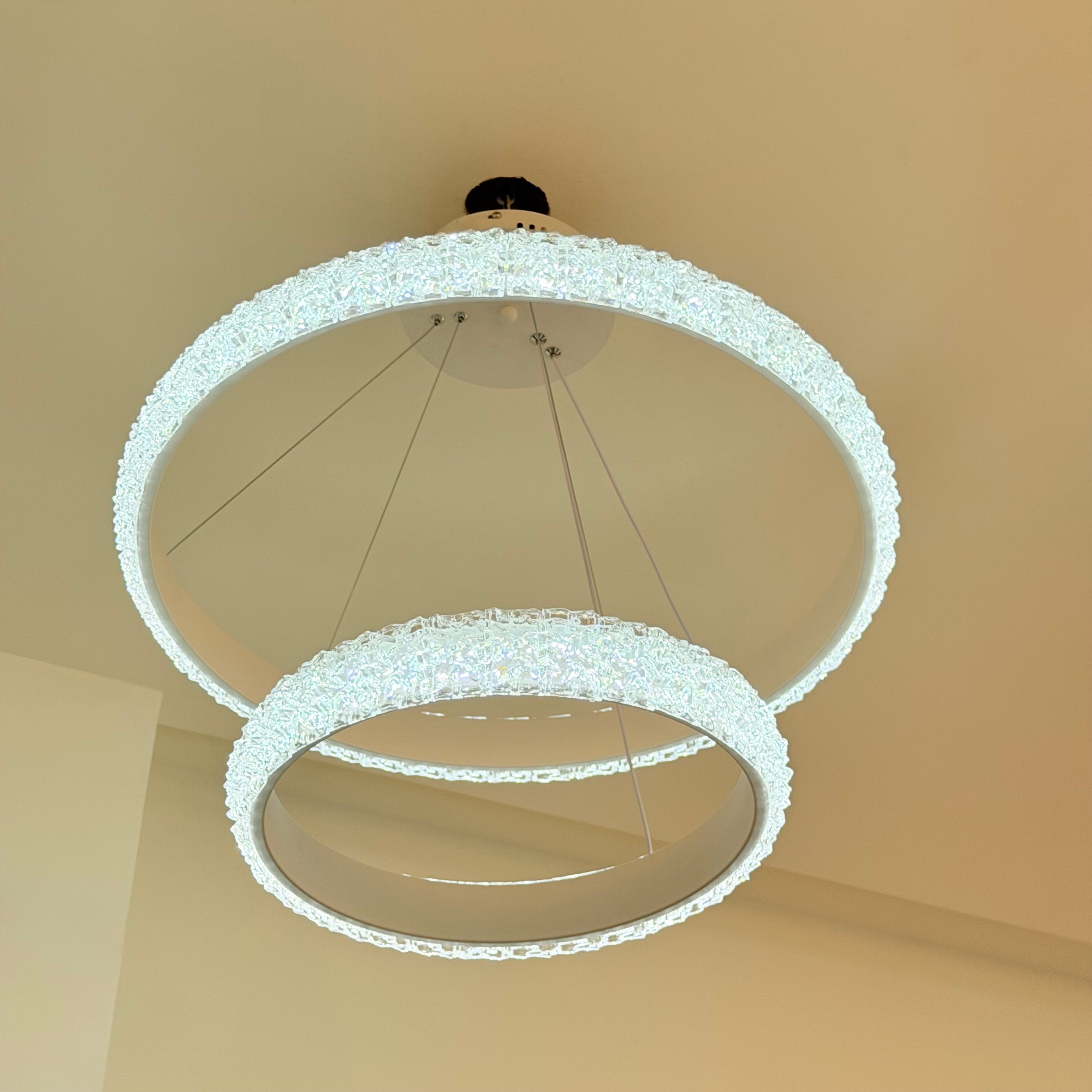 ثريا ليد ابيض