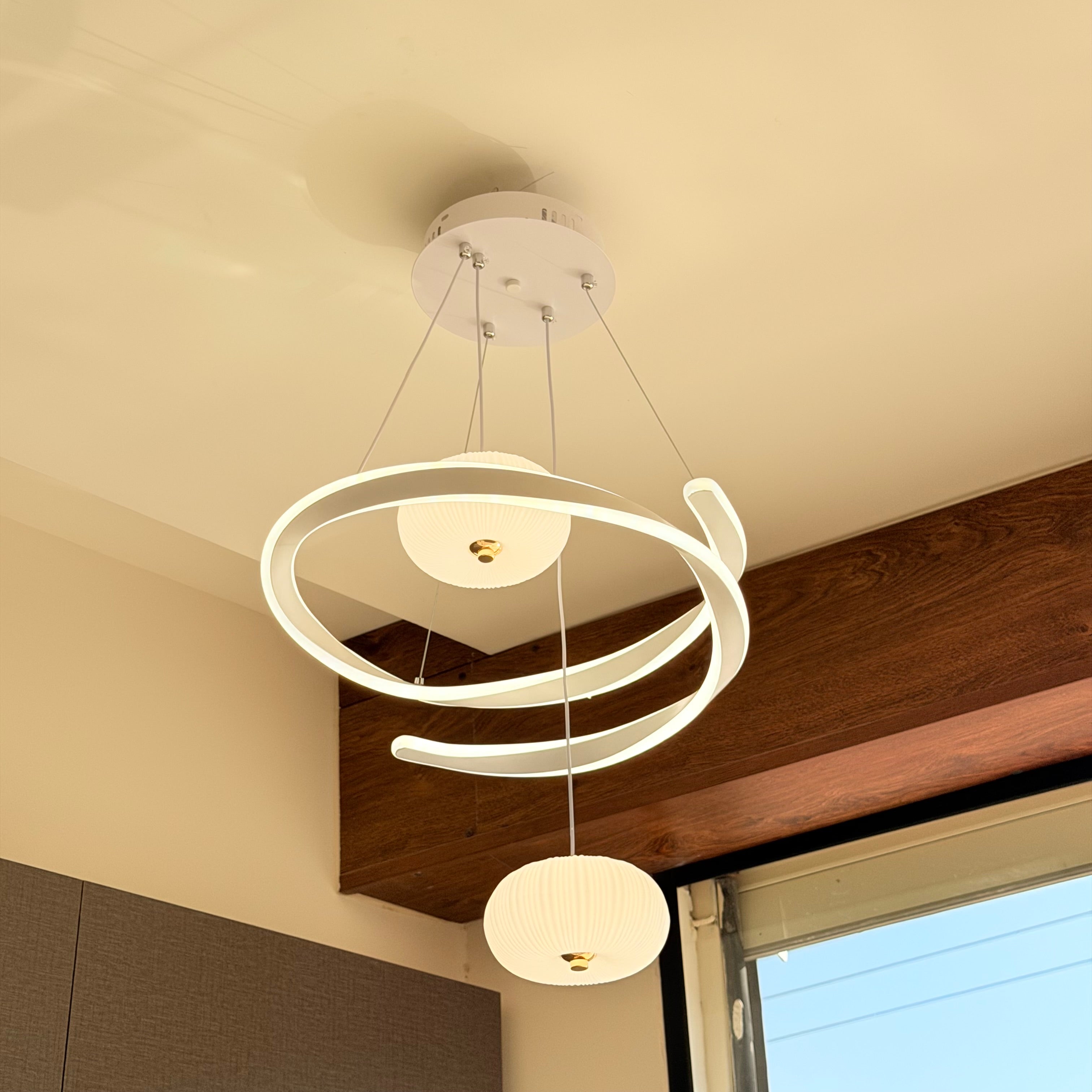 ثريا ليد ابيض