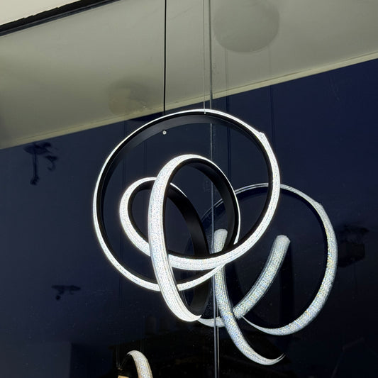 ثريا ليد اسود